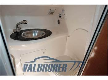 Chaparral Signature 280