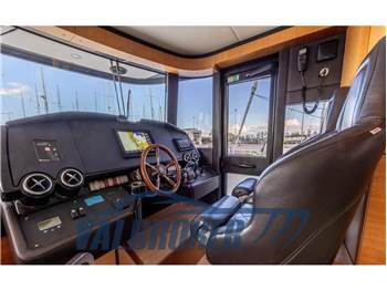 Absolute Navetta 58