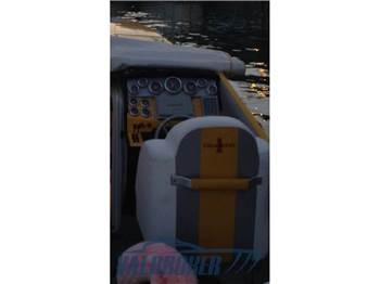 Cigarette R.T. 35' Cafe' Racer