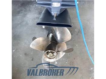 Chaparral Signature 280