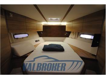 Sealine SC 47