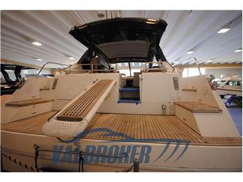 Sealine SC 47