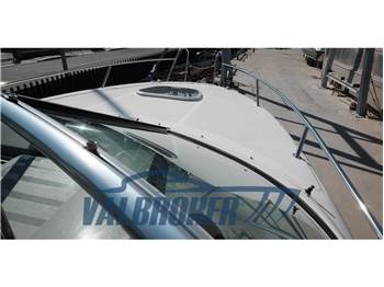 Sea Ray 255 DA Sundancer