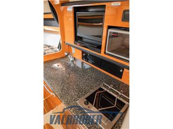 Chaparral Signature 280
