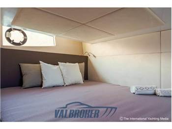 Sessa Marine C3X - Hard top