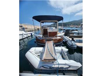 Apreamare Aprea 10 Semi Cabin