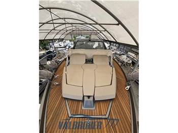 Cranchi M44 HT