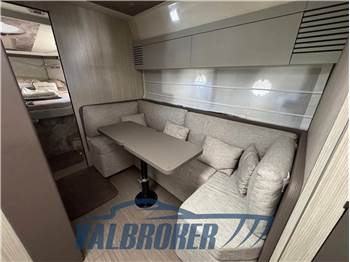 Cranchi M44 HT