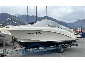 Quicksilver Activ 640 Cabin