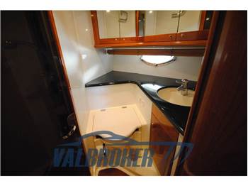 Sunseeker Predator 60