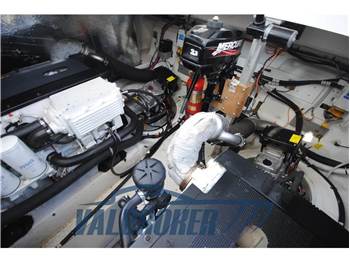 Cruisers Yachts 390 SC