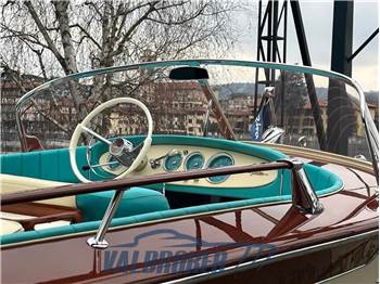 Riva JUNIOR
