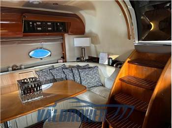 Princess Yachts V50