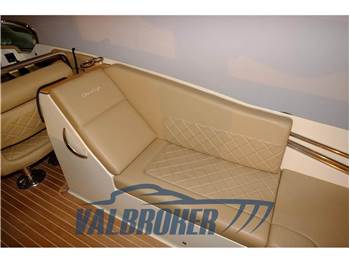 Chris Craft CORSAIR 32