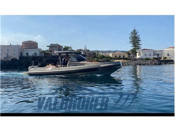 Capelli STRADIVARI 43