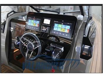 Capelli STRADIVARI 43