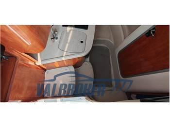 Four Winns Vista 248