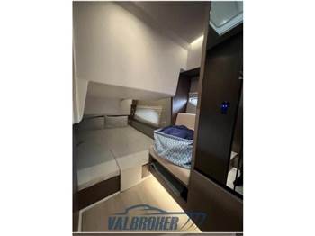 Sealine C335V