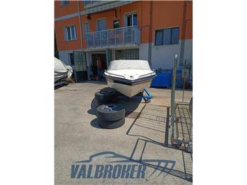Performance Marine 607 Performance