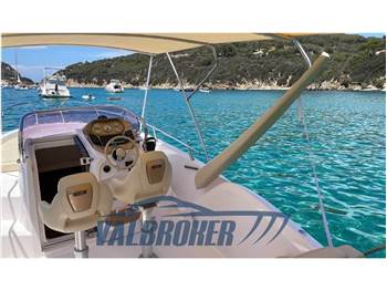 Sessa Marine KEY LARGO 24