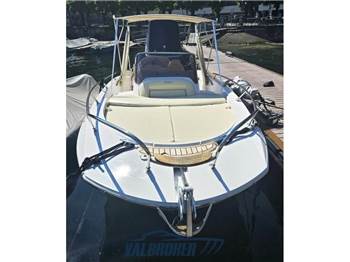 Sessa Marine KEY LARGO 24