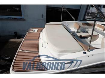 Sea Ray 190 SPX