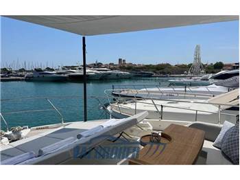 Absolute Navetta 68