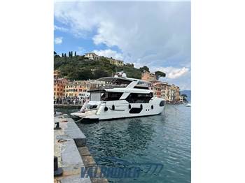 Absolute Navetta 68