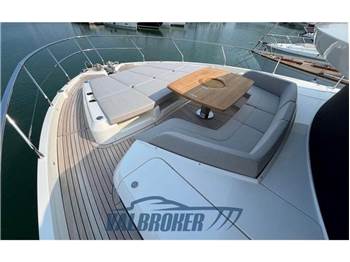 Absolute Navetta 68