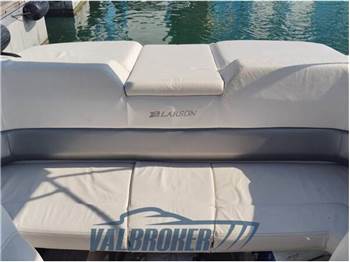 Larson Boats 216 Senza