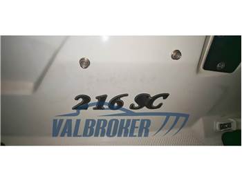 Larson Boats 216 Senza