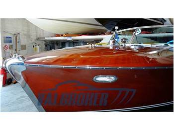Riva Tritone