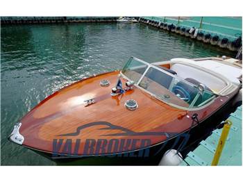 Riva Tritone