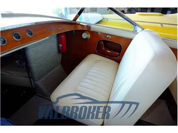 Riva Tritone