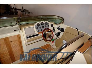 Chris Craft CORSAIR 32