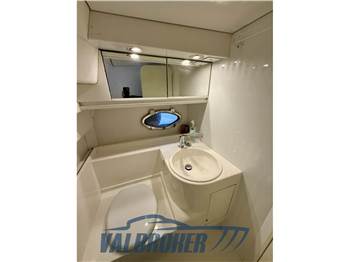 Pershing 40