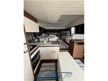 Prestige 520
