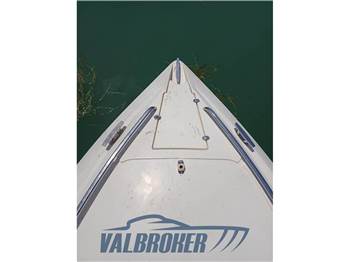 Performance Marine 807 Performance