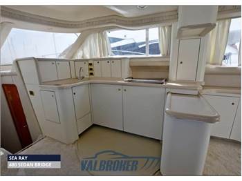 Sea Ray 480 SEDAN BRIDGE