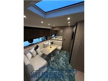 Azimut Atlantis 43