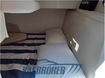 Bayliner 245