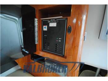 Four Winns Vista 288