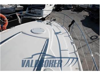 Monterey Boats 415 SY Sport Yacht