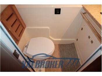 Monterey Boats 415 SY Sport Yacht