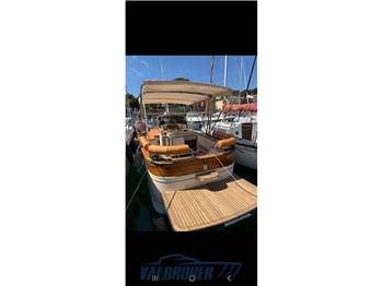 Cantieri Tirrenia Viveur 28 Open