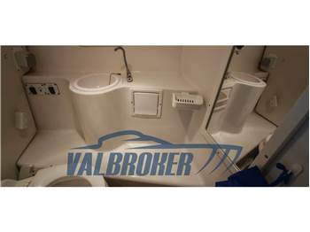 Four Winns Sundowner 285