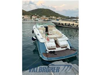 Chris Craft CORSAIR 36