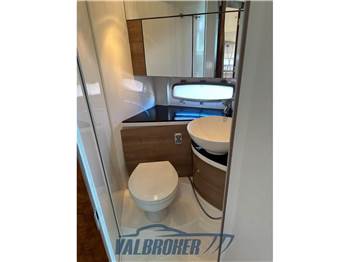 Sealine SC 38