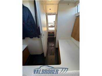 Wally Tender 47