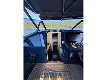 Wally Tender 47
